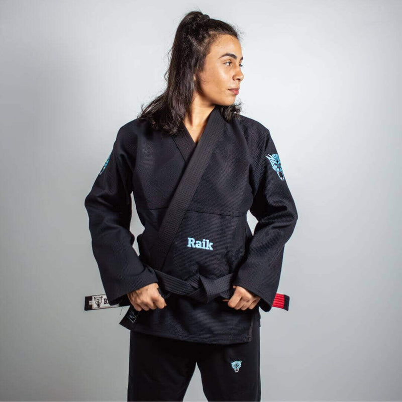 Kimono Jiu Jitsu Feminino Forgeshield Gi Preto e Azul bebê | Raik Fight Wear